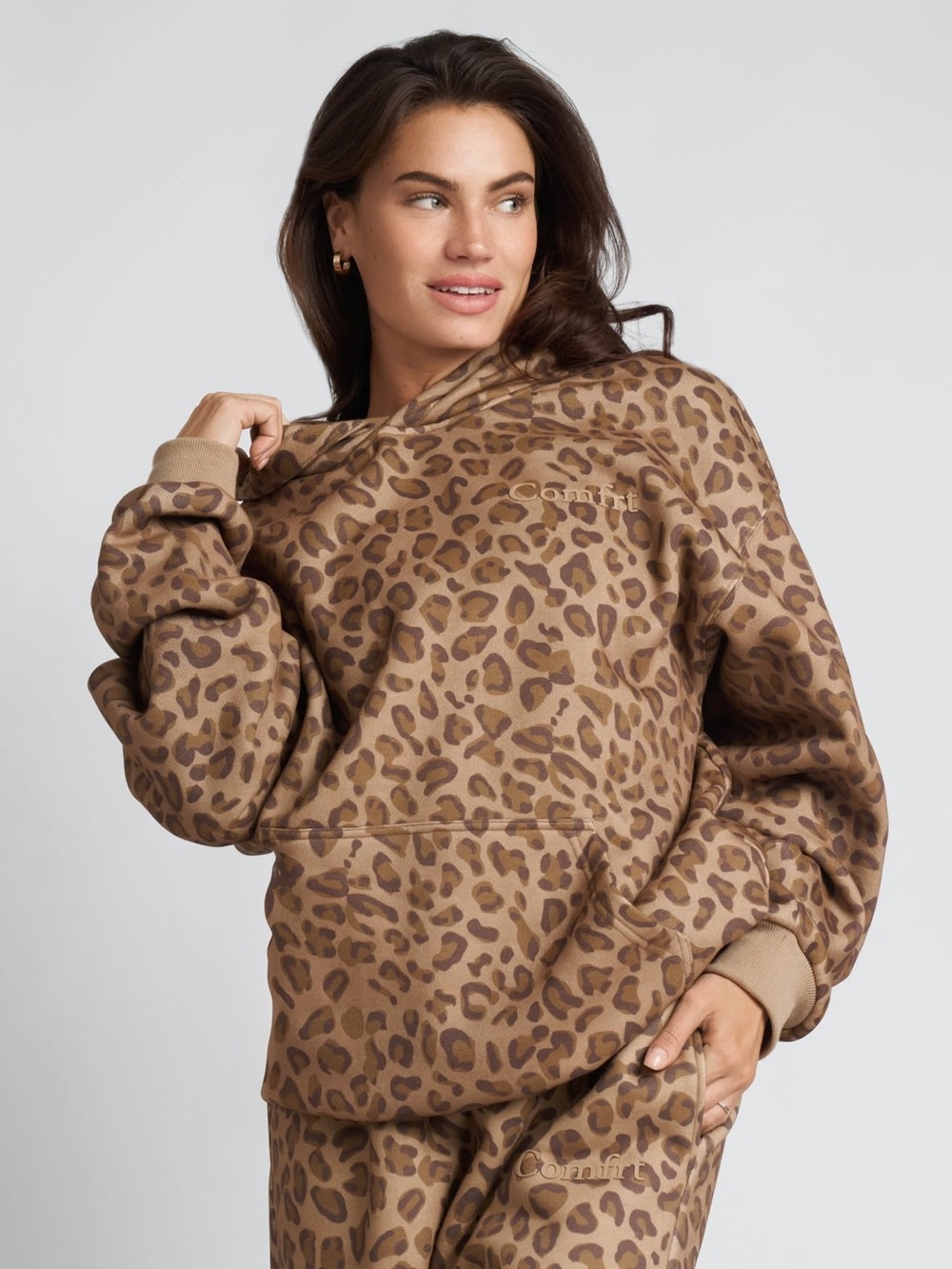 Leopard Comft Minimalist Collection Sweatshirt